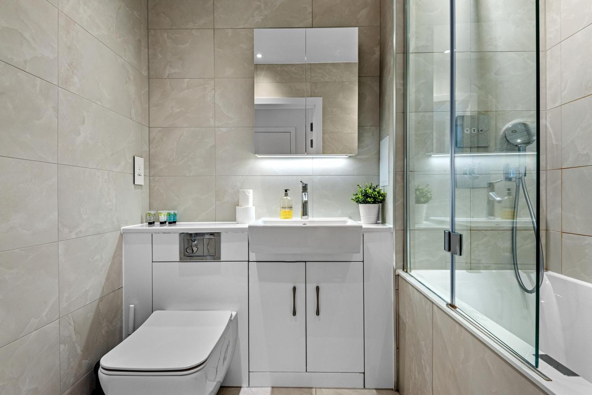 Londwell, Heart Of Notting Hill, Balcony Suite Luxury ลอนดอน ภายนอก รูปภาพ