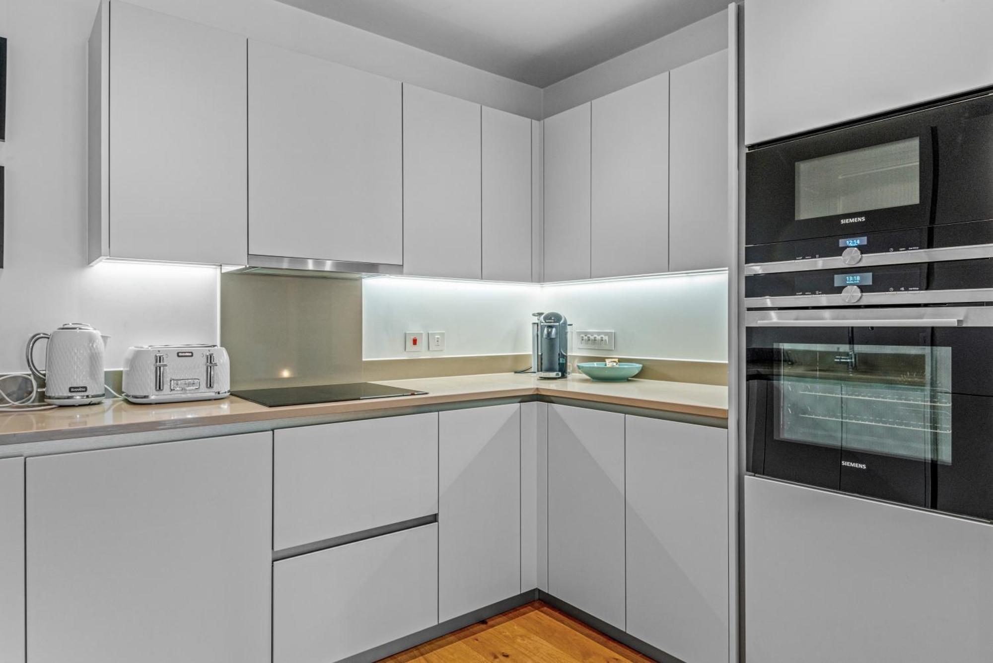 Londwell, Heart Of Notting Hill, Balcony Suite Luxury ลอนดอน ภายนอก รูปภาพ